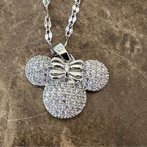 Fashion Jewelry Silver Necklace Mouse With Bow/Clear Crystals 18 Inches NWOT